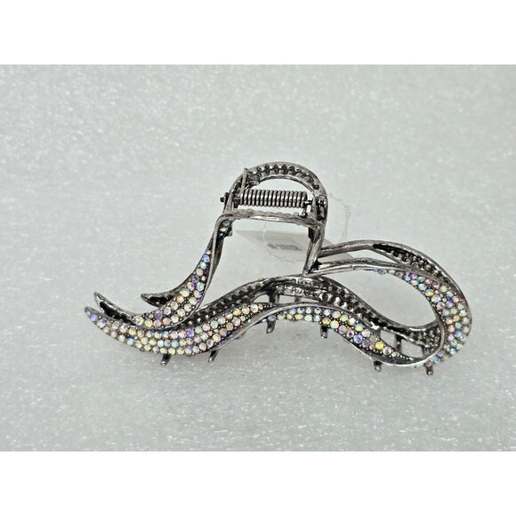 Silver Rhinestone Heart Wave Hair Claw Clip For Women - Picture 2 of 3